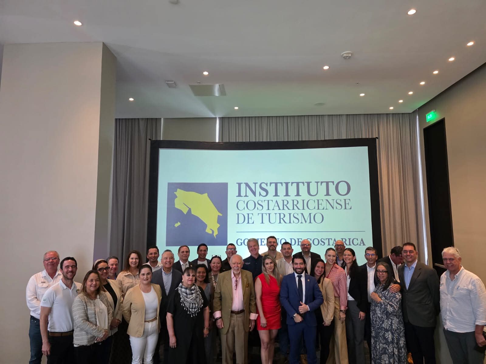 ICT convoca a sector privado para trazar estrategia de atracción turística